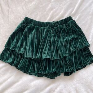 Emerald green ruffled skirt, size Large